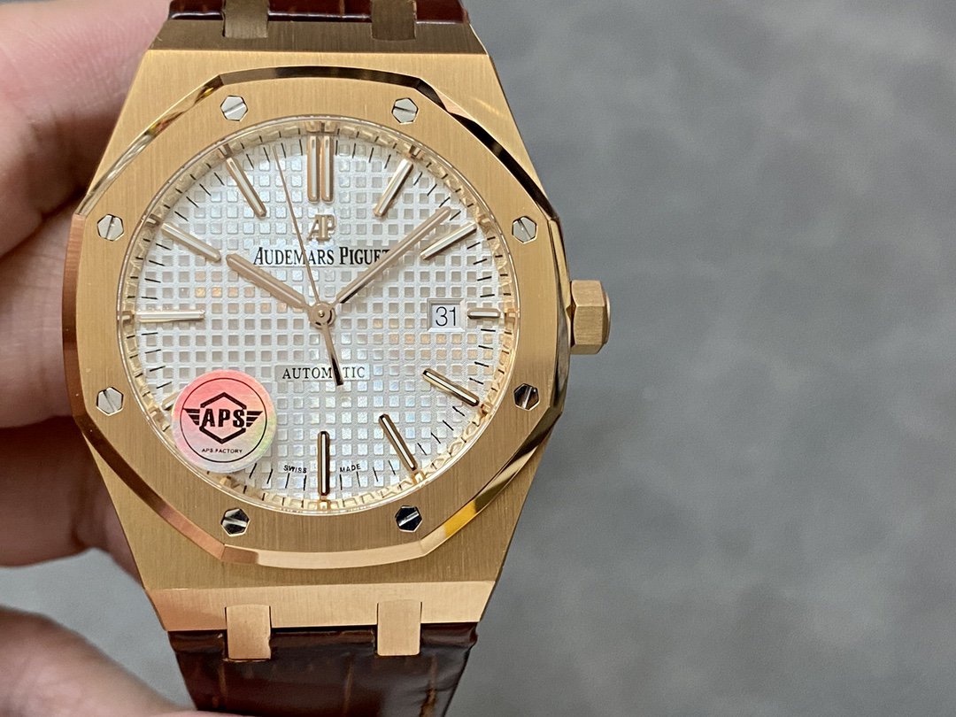 Audemars Piguet Royal Oak 1:1 White Dial Superclone Yellow Gold