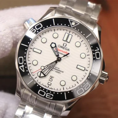 Patek Philippe Aquanaut Superclone Guide: Strap, Case and 5167 Details