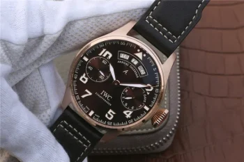 IWC 28 4d39d6 0df1631e058d4be38cbfb1299dcefbf8mv2 1