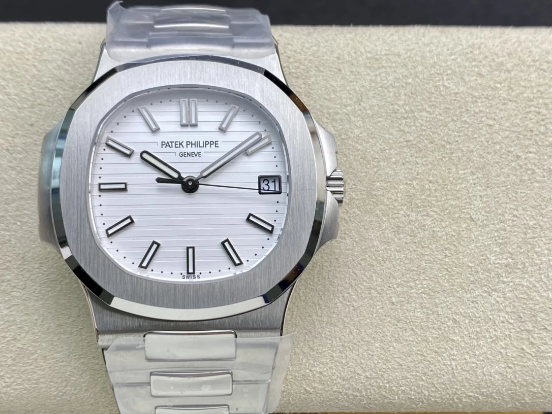 Patek Philippe 5811G Nautilus