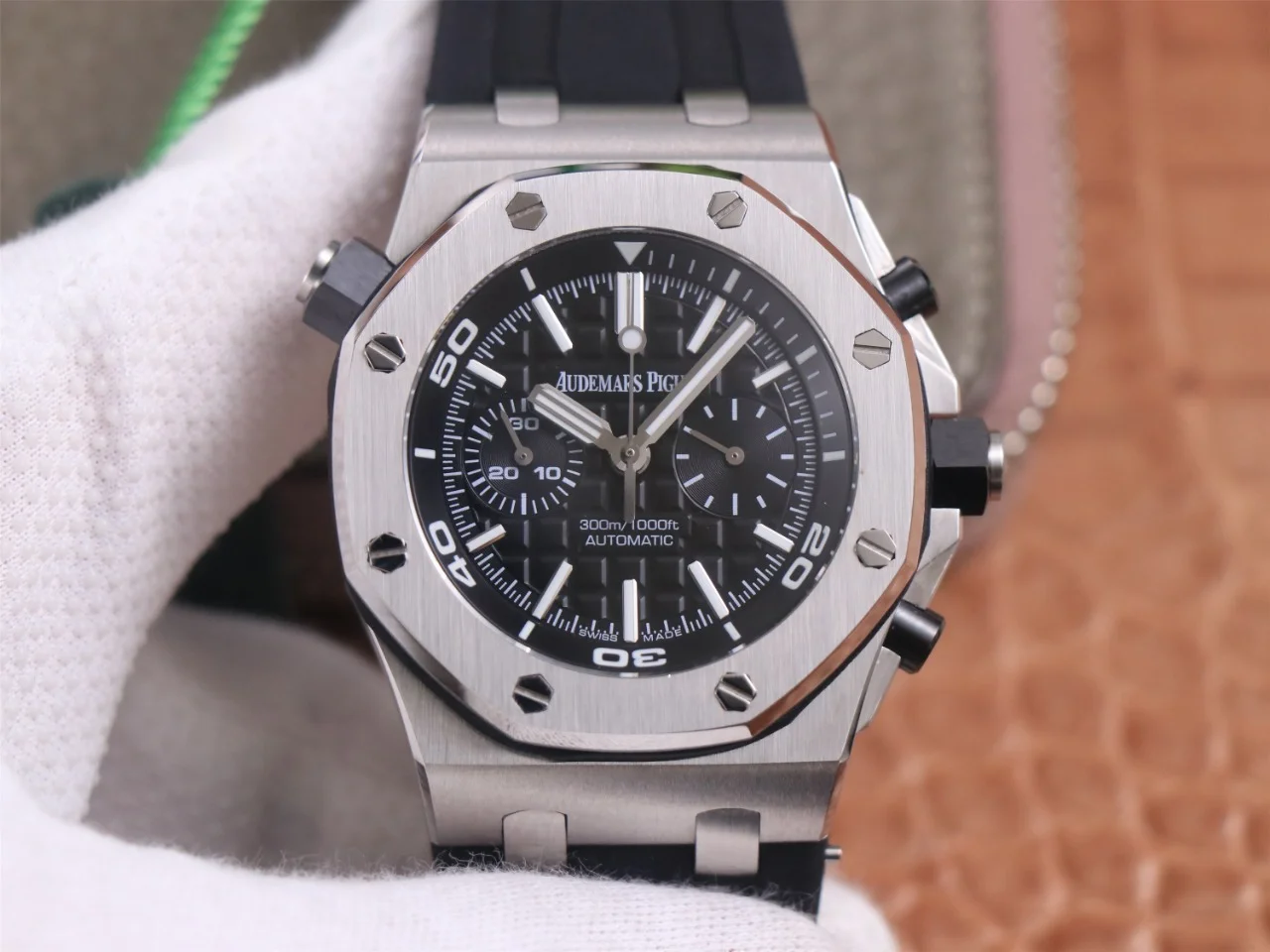 Audemars Piguet Diver Chronograph 26703ST.OOO. 1:1 SUPERCLONE 1 4d39d6_82a6d7d580d74d699fd43b9b99a63e5bmv2-1.webp