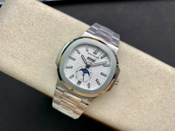 Patek Philippe 82 4d39d6 8cb8baa945754575bcfaa29e7371880fmv2 1