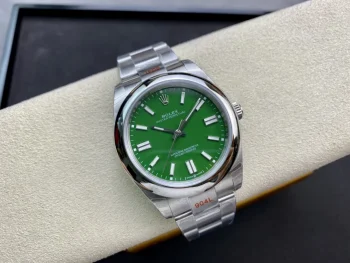 Rolex 111 4d39d6 af305691285944db9efb1135a50b34d8mv2 1