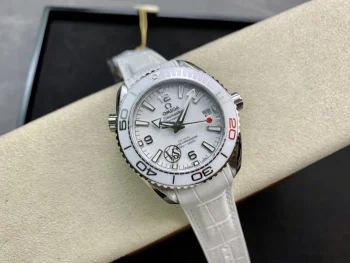 Omega 106 4d39d6 cd2f04ba599e4b0baef6051b0f39e016mv2 1