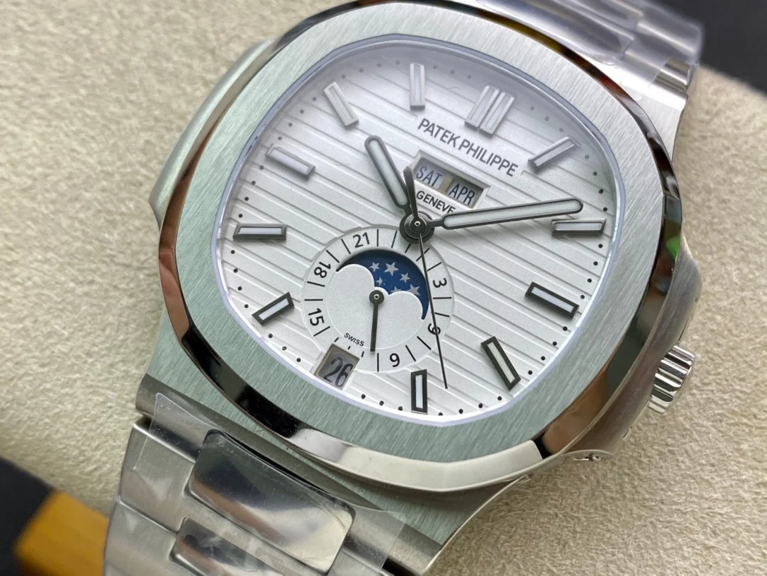 Patek Philippe Nautilus Annual Calendar 5726 1 4d39d6_d6467ffd742647ddba92542308c0d6c9mv2-1.webp
