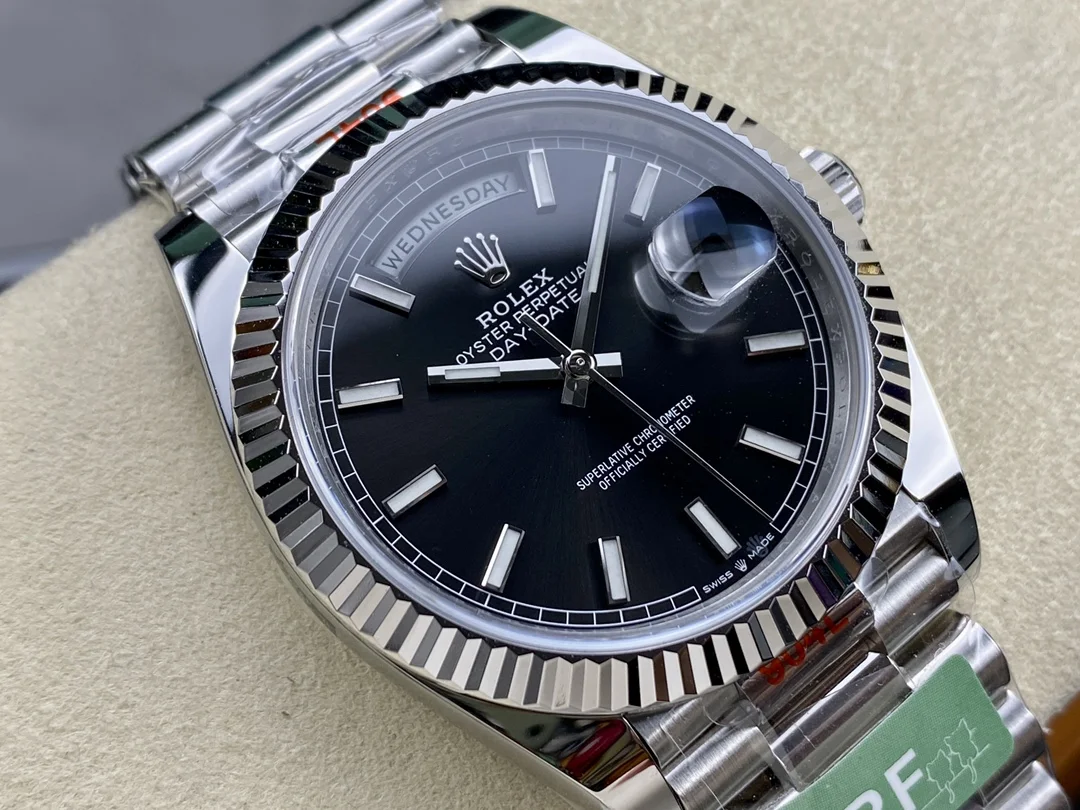 Rolex Day-Date 228239 1:1 Superclone 1 4d39d6_f141ffaf364e497d9af32300873f31a6mv2-1.webp