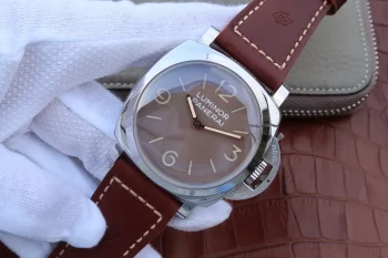 Panerai 39 4d39d6 f4b737494f5e448094303f924d82b39fmv2 1