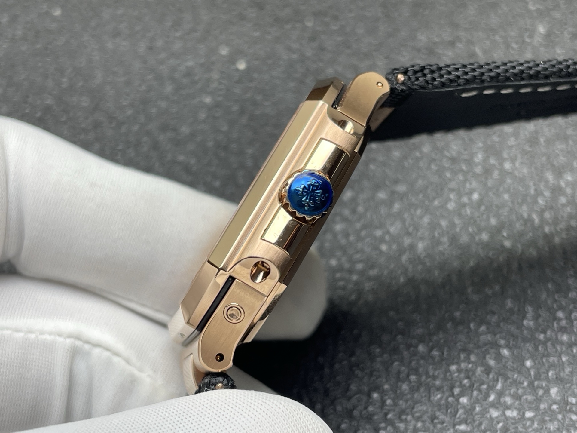 i1760616976909_1555_0_3