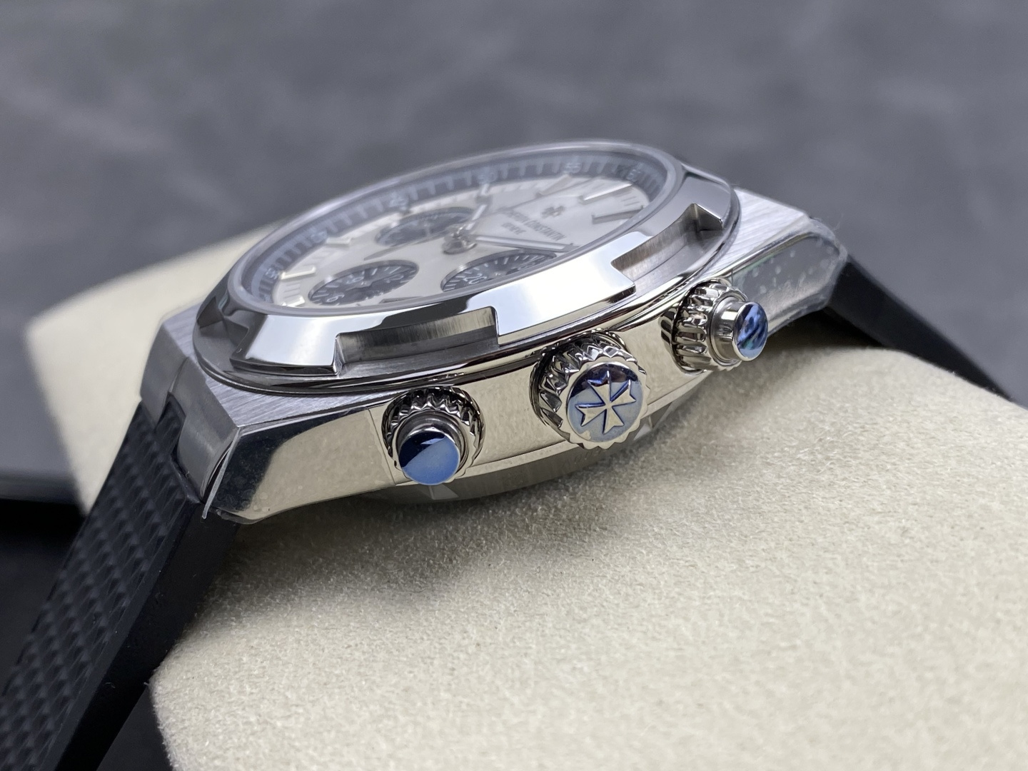 5457-06343d6ad0d67d1cdbead6171e12c52800416082f252cde169c96ccf3284499f Vacheron Constantin Overseas 5500V Stainless steel Rubber strap TW Factory Configuration 06FDEA 1:1 Superclone