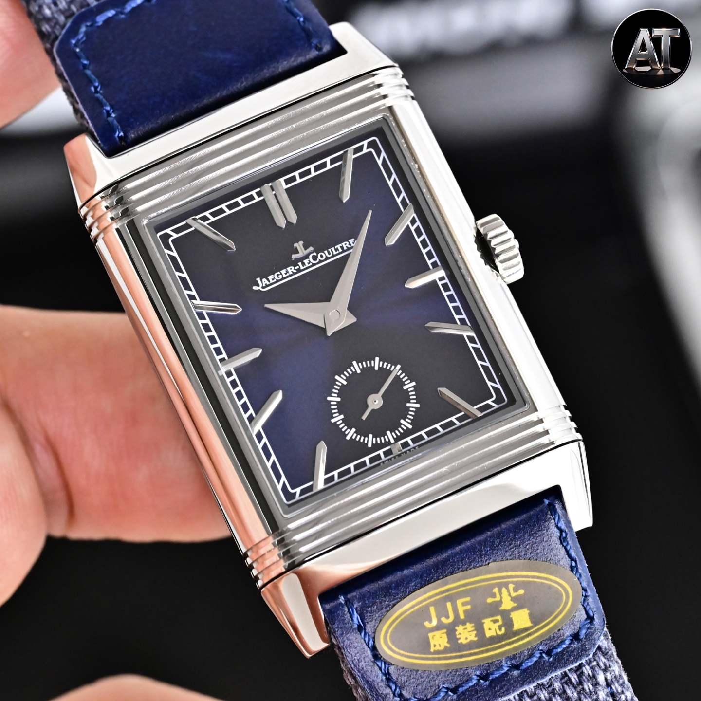 980-0398bbc92714e6a99da1d91887d25121d51e15057941068516ec4b8acdc27c12 Jaeger-LeCoultre Reverso Configuration 1F2622 1:1 Superclone