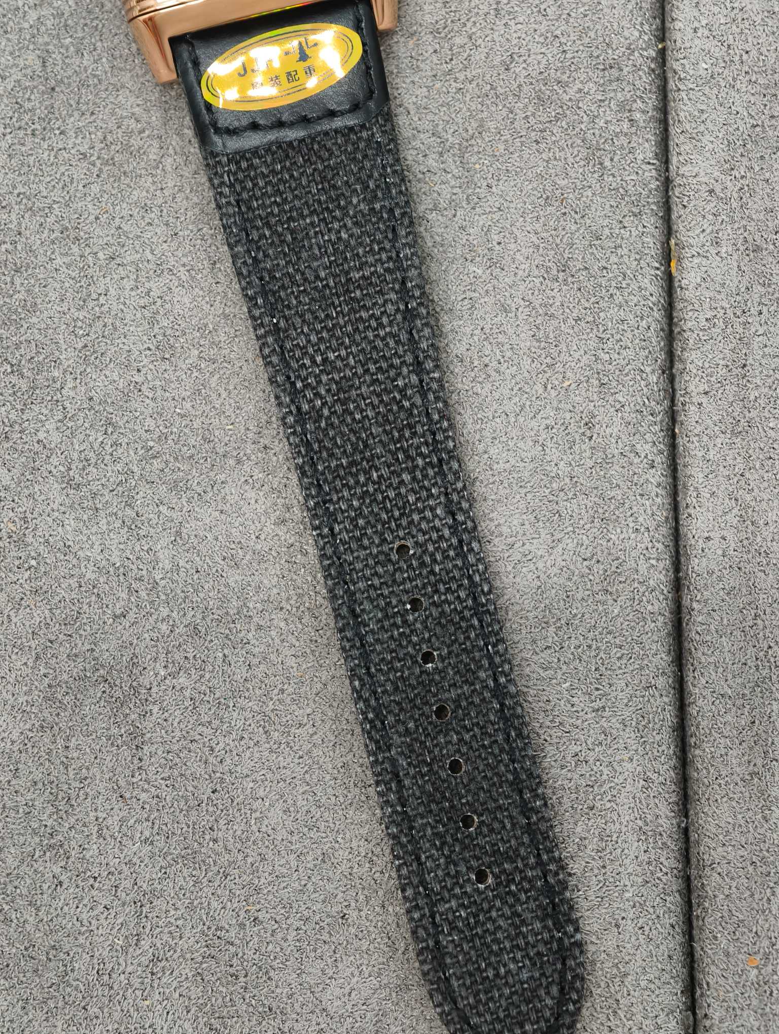 12479-c35f8c32b8f256f2c87000280f2451d77bc32835cb5d1ec4bc5f422a77db1995 Jaeger-LeCoultre Reverso JJF Factory Configuration 852041 1:1 Superclone