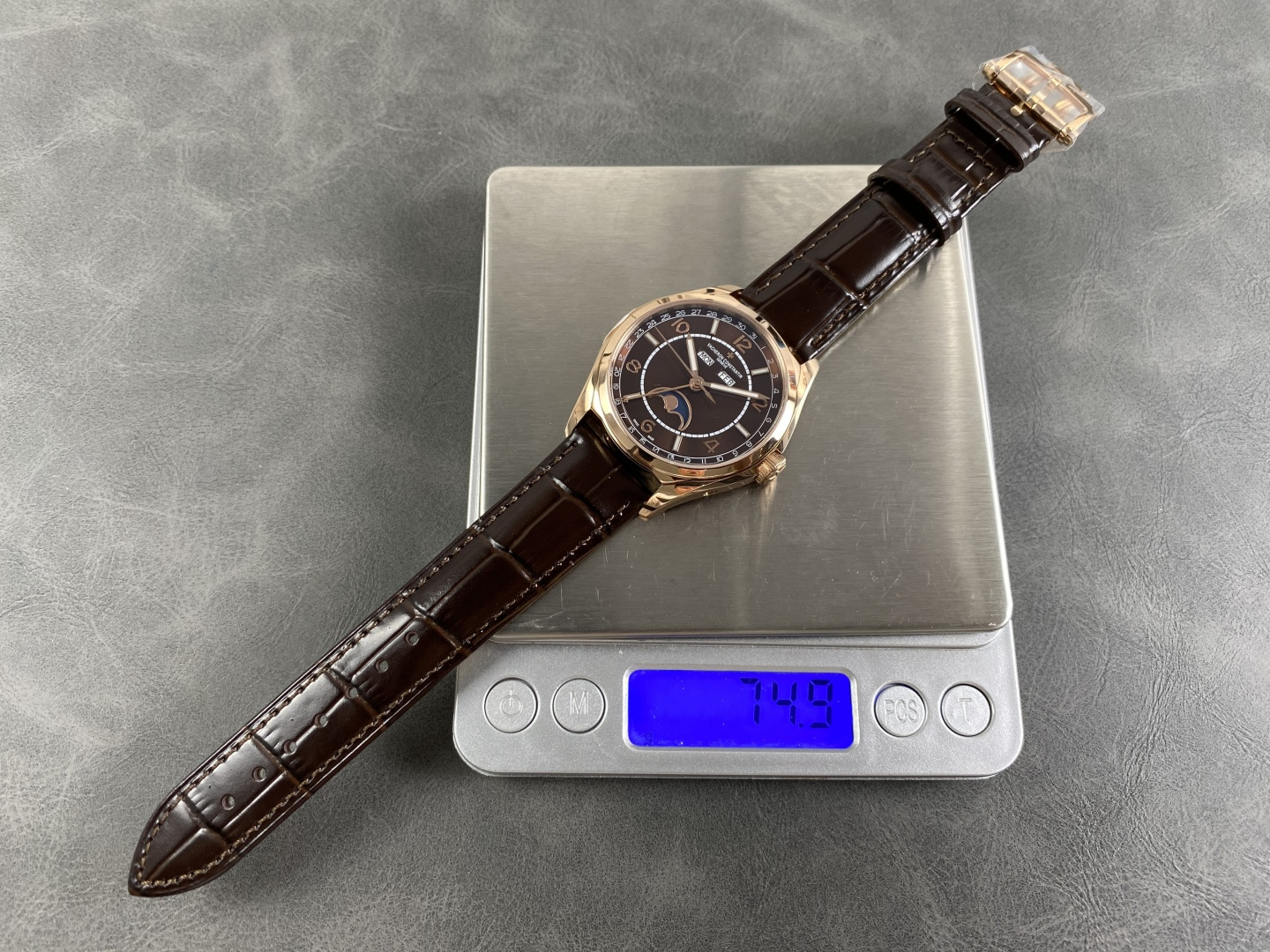 15816-ccdc61f9c3c3048980d9b95f4e86725f15c5c9c0dfeb081cce604c6f4b952c36 Vacheron Constantin Fiftysix 4000E/000A-B548 Leather strap 1:1 Superclone