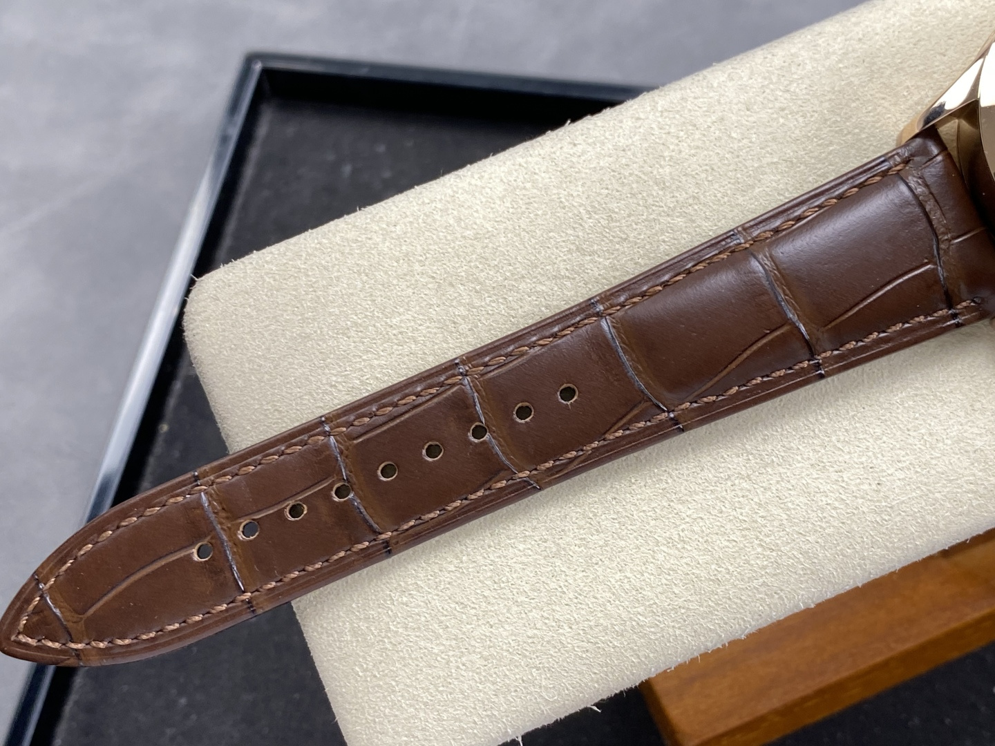 9788-ddb5e350fa1378bf497c1f5558365c27912e1ae01beca7fbe1eb0f5f8e768653 Vacheron Constantin Traditionnelle Chronograph 1:1 Superclone — E10386