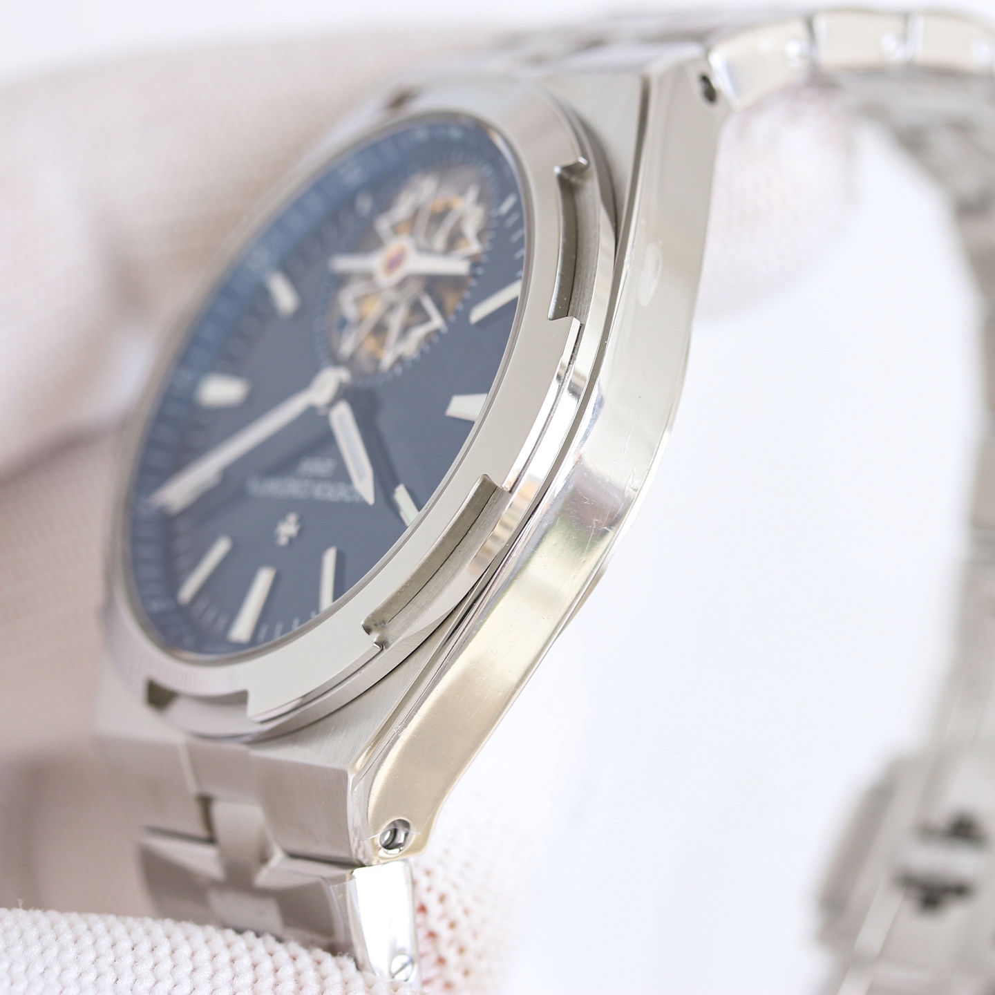 8455-a43f4bb3e9e836a4522e923c3effce9ad860133d78a8592bc3fac609bf316dcd Vacheron Constantin Overseas Stainless steel Blue 42.5X13.5 mm Tourbillon MKS Factory Configuration 159036 1:1 Superclone