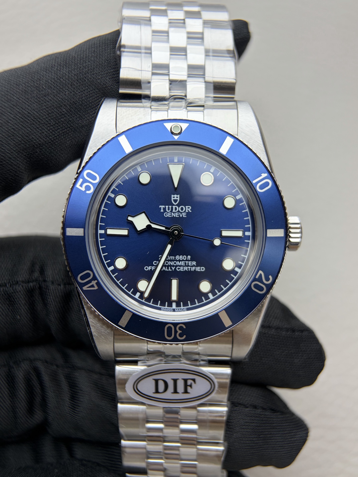 7521-10c9be01199e38ff257e6d039245fda036e424e7319769ffd007e7eb49bba727 Tudor Black Bay Blue dial 37 mm Configuration 5219AE 1:1 Superclone