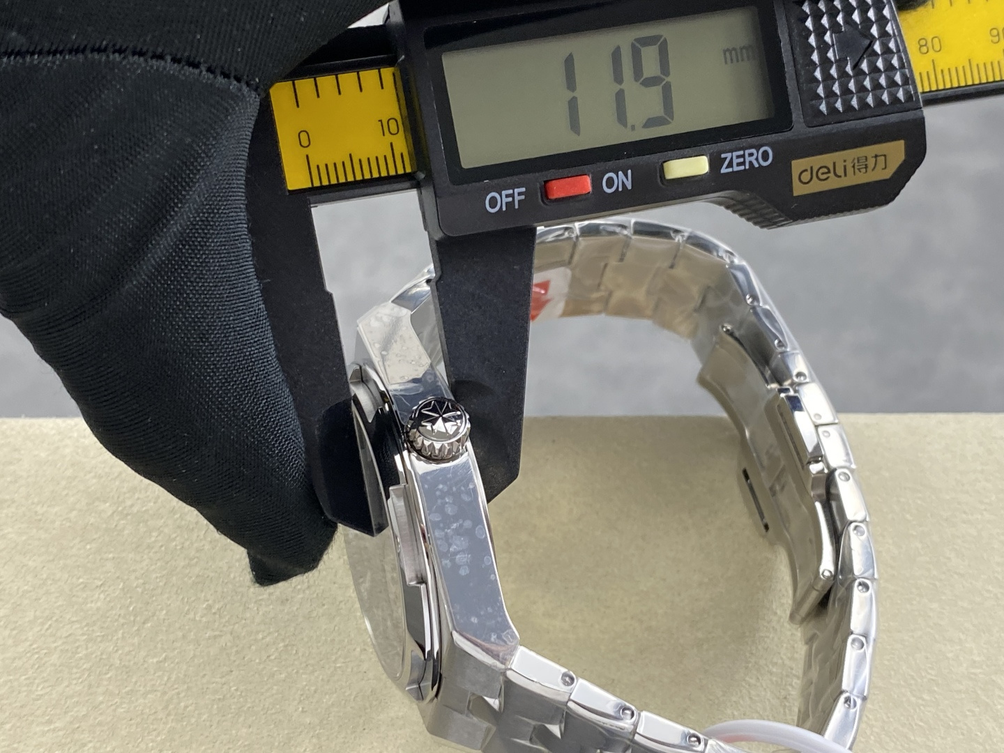 15458-6aa1c2de3b27b14dad1545d2e306e6e649cb392a2a04e0c7cae260f09e7dcbdd Vacheron Constantin Overseas Stainless steel Blue 42.5X13.5 mm Tourbillon Configuration B40662 1:1 Superclone