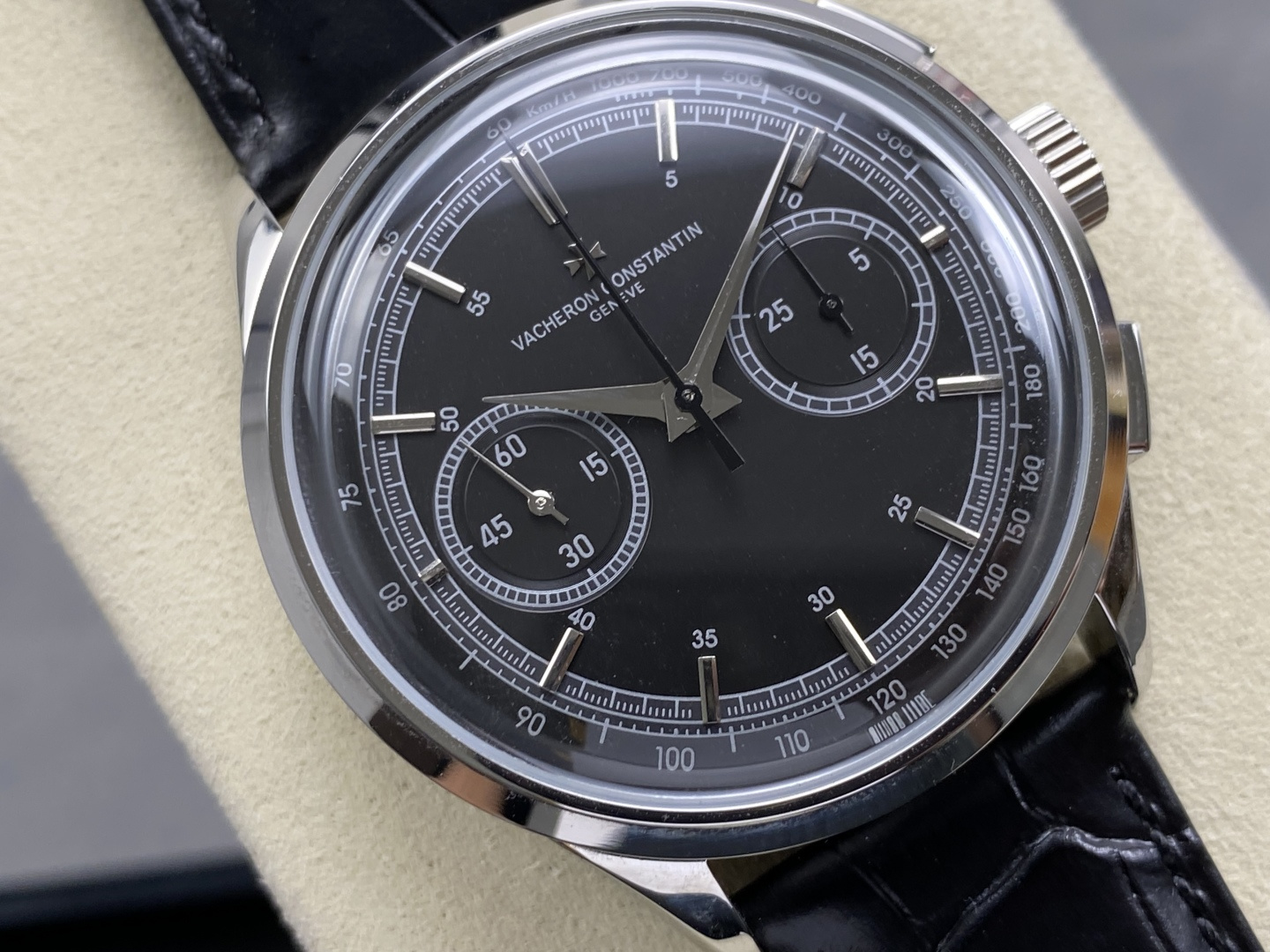 14035-7016bb78b4175097fccba29e1fd3ab9475699caa4169bc7f03438ad7f98157bd Vacheron Constantin Traditionnelle Chronograph 1:1 Superclone — E48797