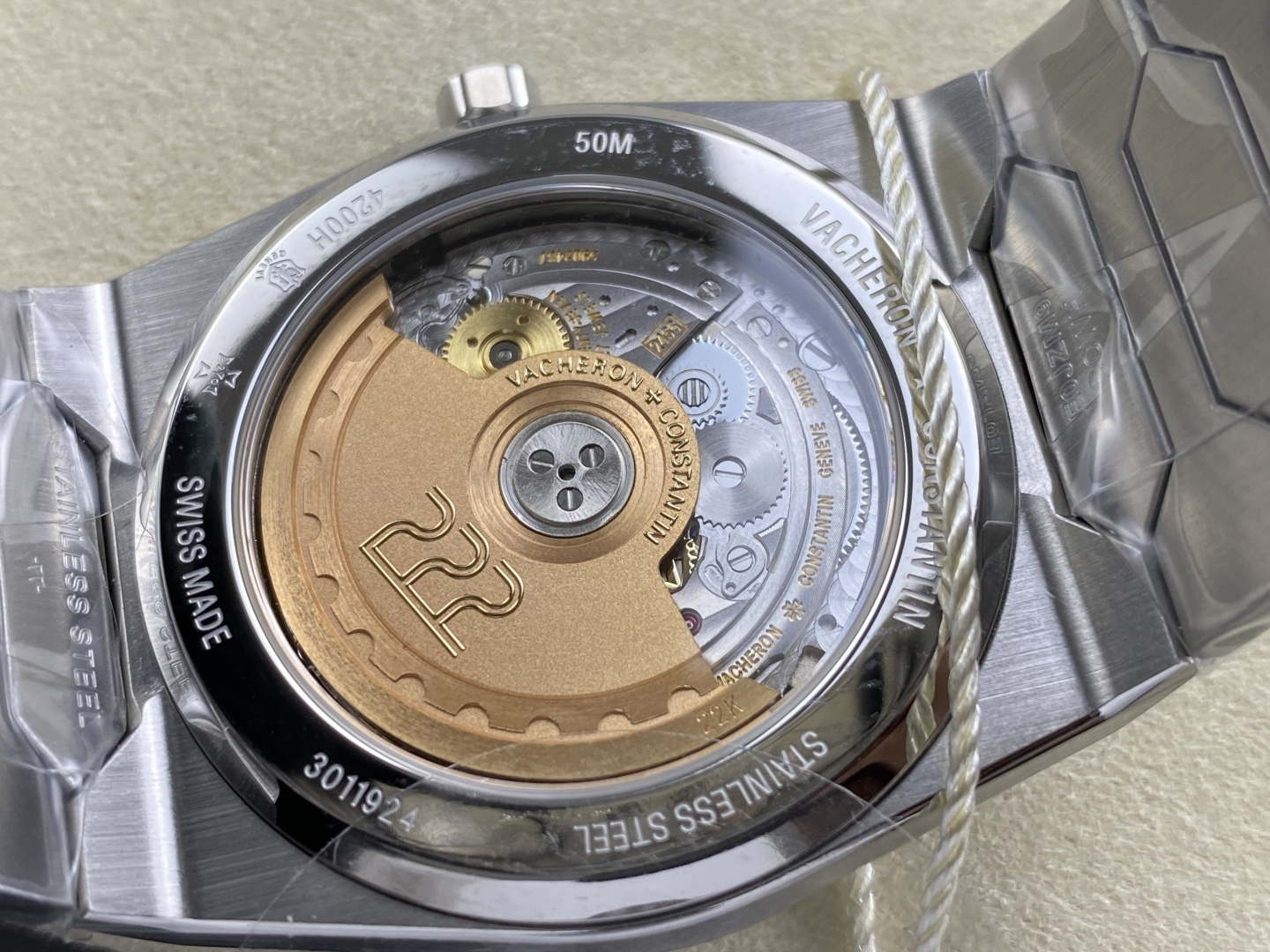 15208-984fe90218c9b80ff37c8b9a175047f3c880136cedff297f05a1a6ce25095688 Vacheron Constantin Overseas 37 mm PPF Factory Configuration 145939 1:1 Superclone