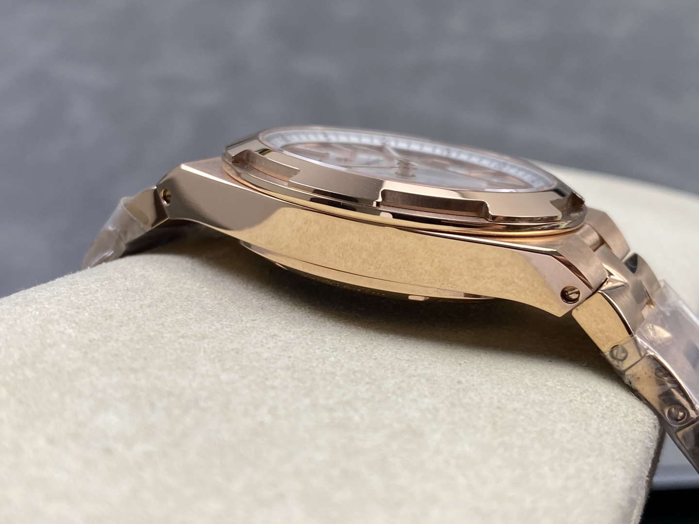 398-7111a73a9db3993ae13513cba8b81d22d29ae6ae6e2da3ca081496097e881221 Vacheron Constantin Overseas 4500V Stainless steel Rose Stainless-steel bracelet K1 Factory Configuration D689F3 1:1 Superclone