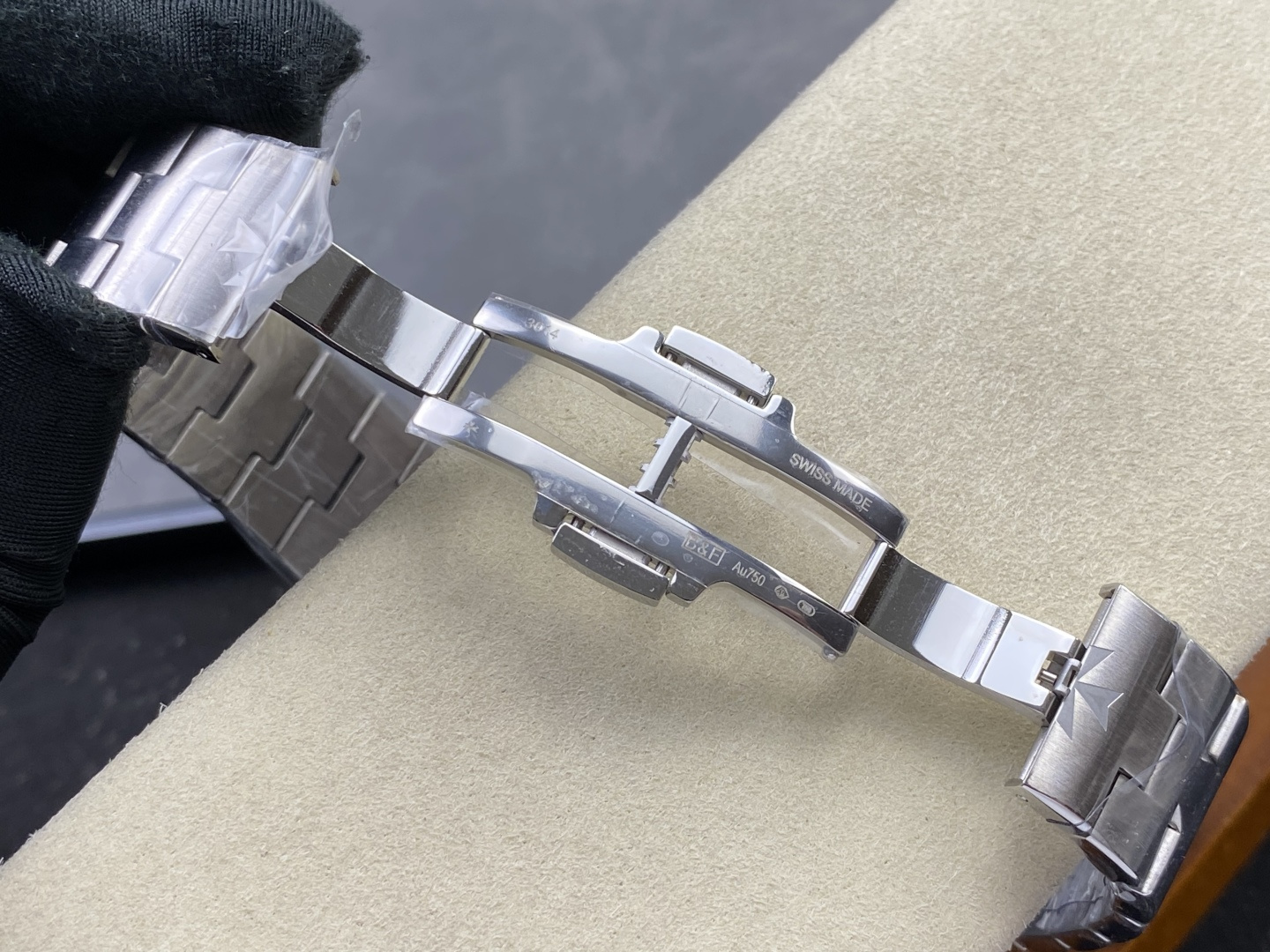 14430-d9f9a2054e9f0cbb798a26a24fc28bfbc4f31bb00fea984f98c579c4519e3490 Vacheron Constantin Overseas 4500V Stainless steel Rose Stainless-steel bracelet K1 Factory Configuration C02DD5 1:1 Superclone