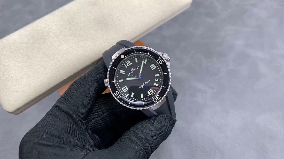 Blancpain Fifty Fathoms Rubber strap 45 mm Configuration FD015F 1:1 Superclone