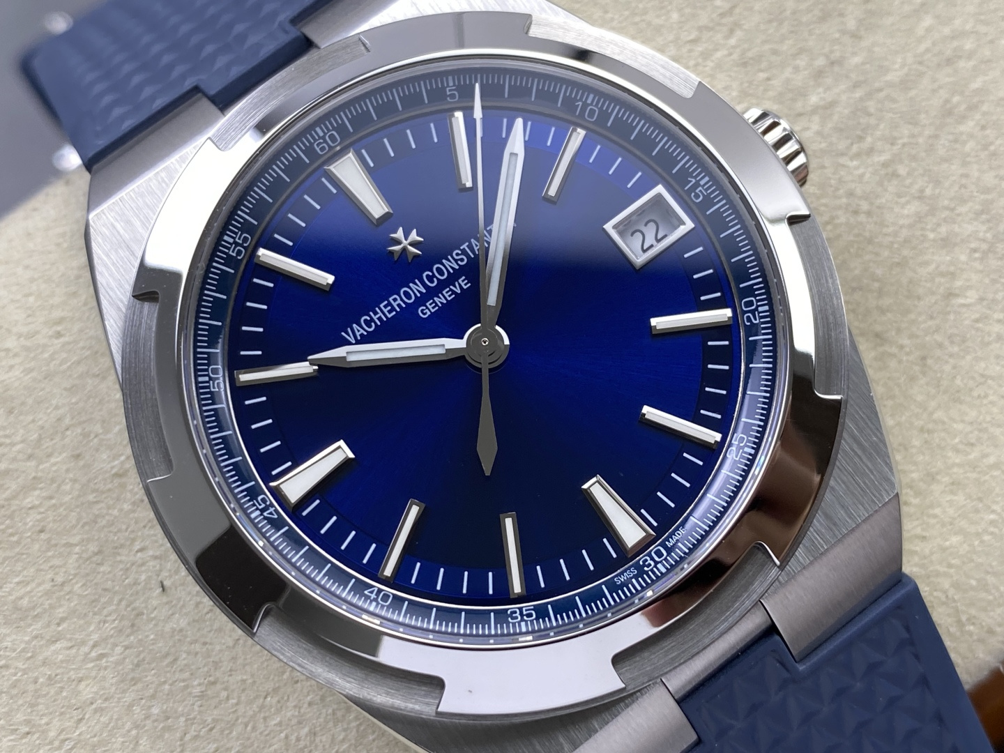 2974-e9b3f225d663d87f90697074f621e05e0107d486207970db07429640284586b7 Vacheron Constantin Overseas Stainless steel 41 mm Configuration 6A5D37 1:1 Superclone