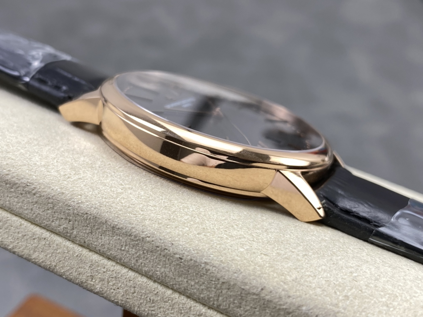 6014-6e04e0911feb9adbc3b7282fded7c0cffb89104bf8b1b708b55b02f8fb34908b Vacheron Constantin Patrimony 40 mm Configuration 3FE86A 1:1 Superclone