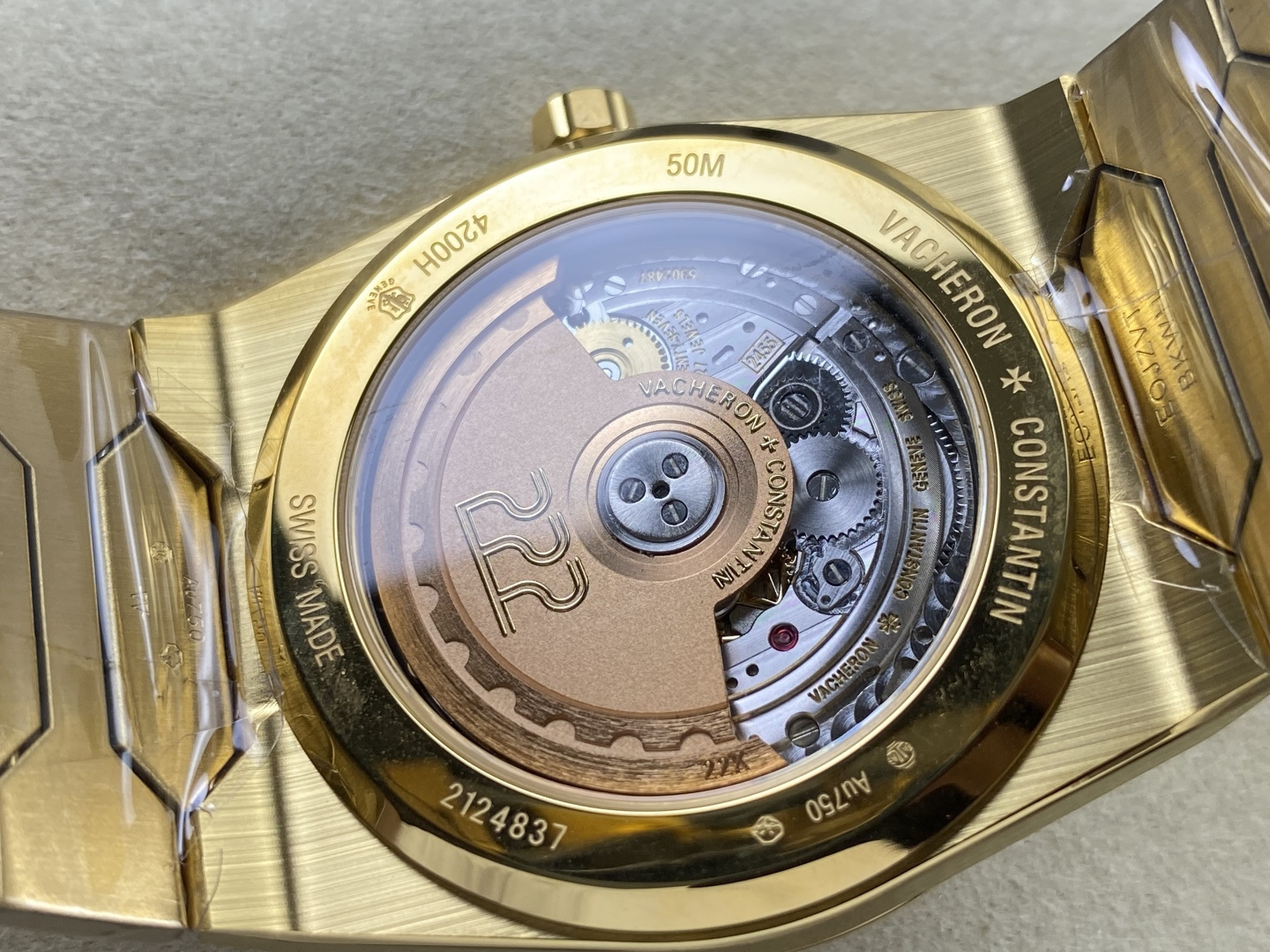11420-16e11d1610f4f386bcf7db0edc772418a26a2e7af91deaa61b75974b7d88c92e Vacheron Constantin Overseas 37 mm PPF Factory Configuration 8F2E12 1:1 Superclone