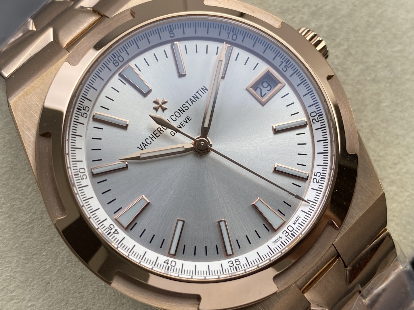 402-cc9a76baacd7300864b6666feac623e642b09927fd58fe1869cc108f51f0b553 Vacheron Constantin Overseas 4500V Stainless steel Rose Stainless-steel bracelet K1 Factory Configuration D689F3 1:1 Superclone