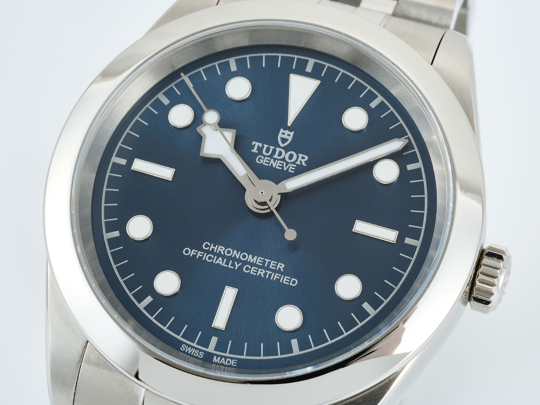 6211-56b303899e62d0a86581ebec39eddde1c0f36baac787d84ebb3a80f8ac408ac0 Tudor Black Bay One 41 watch – 41mm steel case, Steel bracelet – m79680-0002 1:1 Superclone