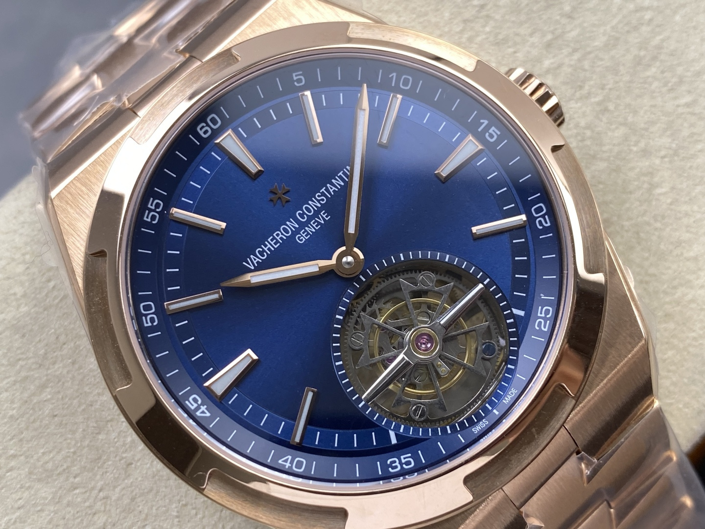 2666-0300aca9e8610320fc320bd34871238a9fe109b4811e06c3fa1e1e09e9c35115 Vacheron Constantin Overseas Stainless steel Blue 42.5X13.5 mm Tourbillon Configuration 1DD77B 1:1 Superclone