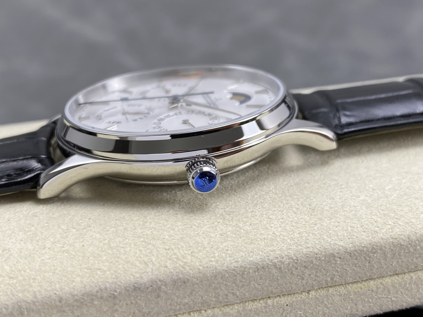 Jaeger-LeCoultre Master Ultra Thin 39 mm Moon phase Configuration AF92E9 1:1 Superclone