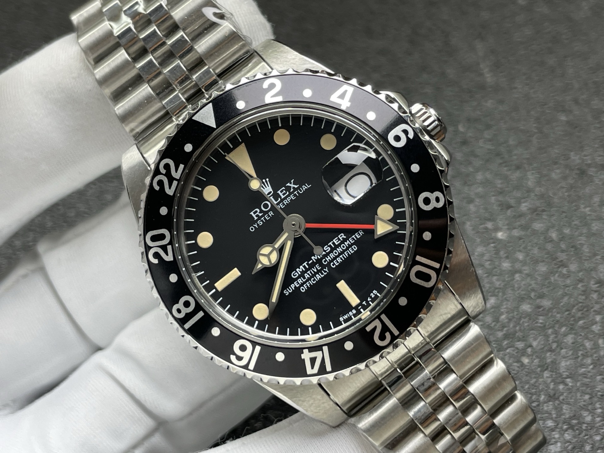 290-8e315976213c3f39738efff5c89b9debc55fc7b375451a4e08e0ad9749386465 Tudor Black Bay GMT / dual time Configuration FB87B1 1:1 Superclone