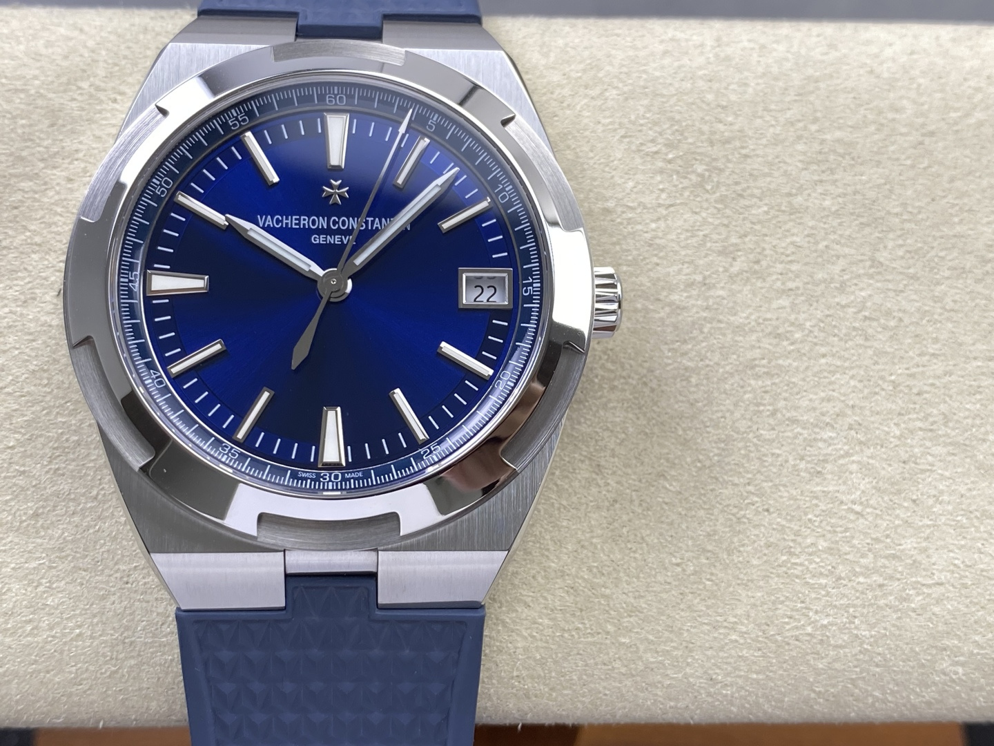 2975-eb6045fbc8bd647e79c339af3d5a562c62d3e8c812a3e7b429c303bad4f9f942 Vacheron Constantin Overseas Stainless steel 41 mm Configuration 6A5D37 1:1 Superclone