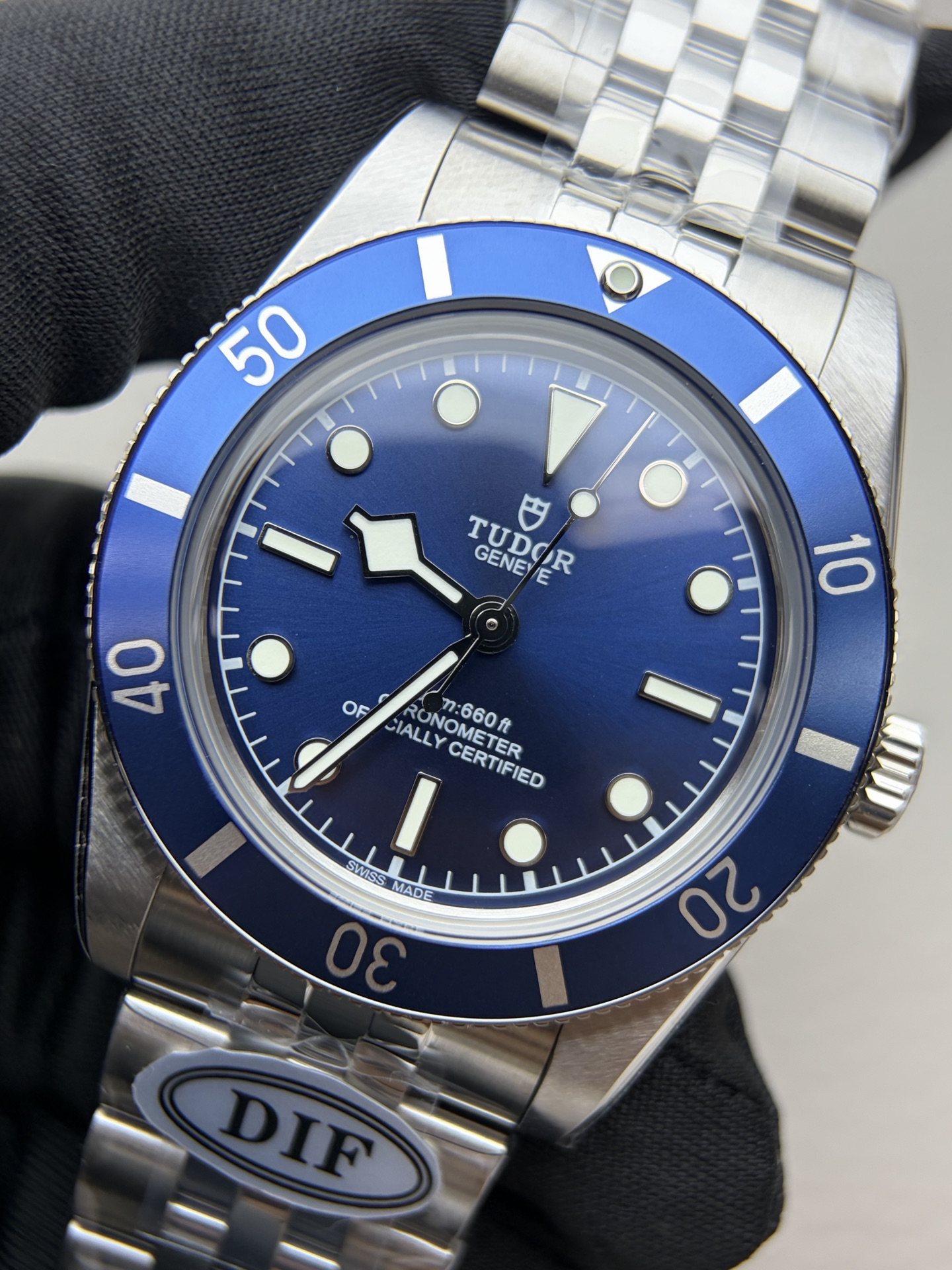 7525-0957074be018114496fc38a760a85b1f6310af06265e543dc9e36b80525af722 Tudor Black Bay Blue dial 37 mm Configuration 5219AE 1:1 Superclone