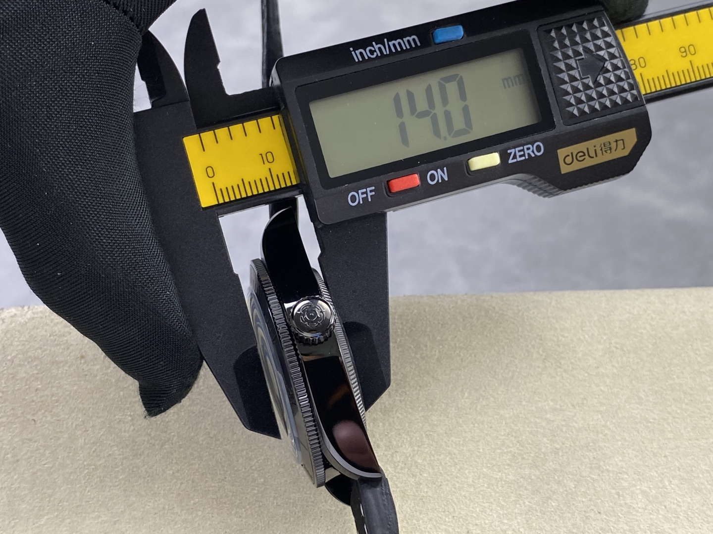 3982-ae985c416e0e4efdce2c3e9faf242f90be6de998b242776861323b4a875a9166 Tudor Black Bay Black Black Leather strap 41 mm Tourbillon GR Factory Configuration AC4E08 1:1 Superclone