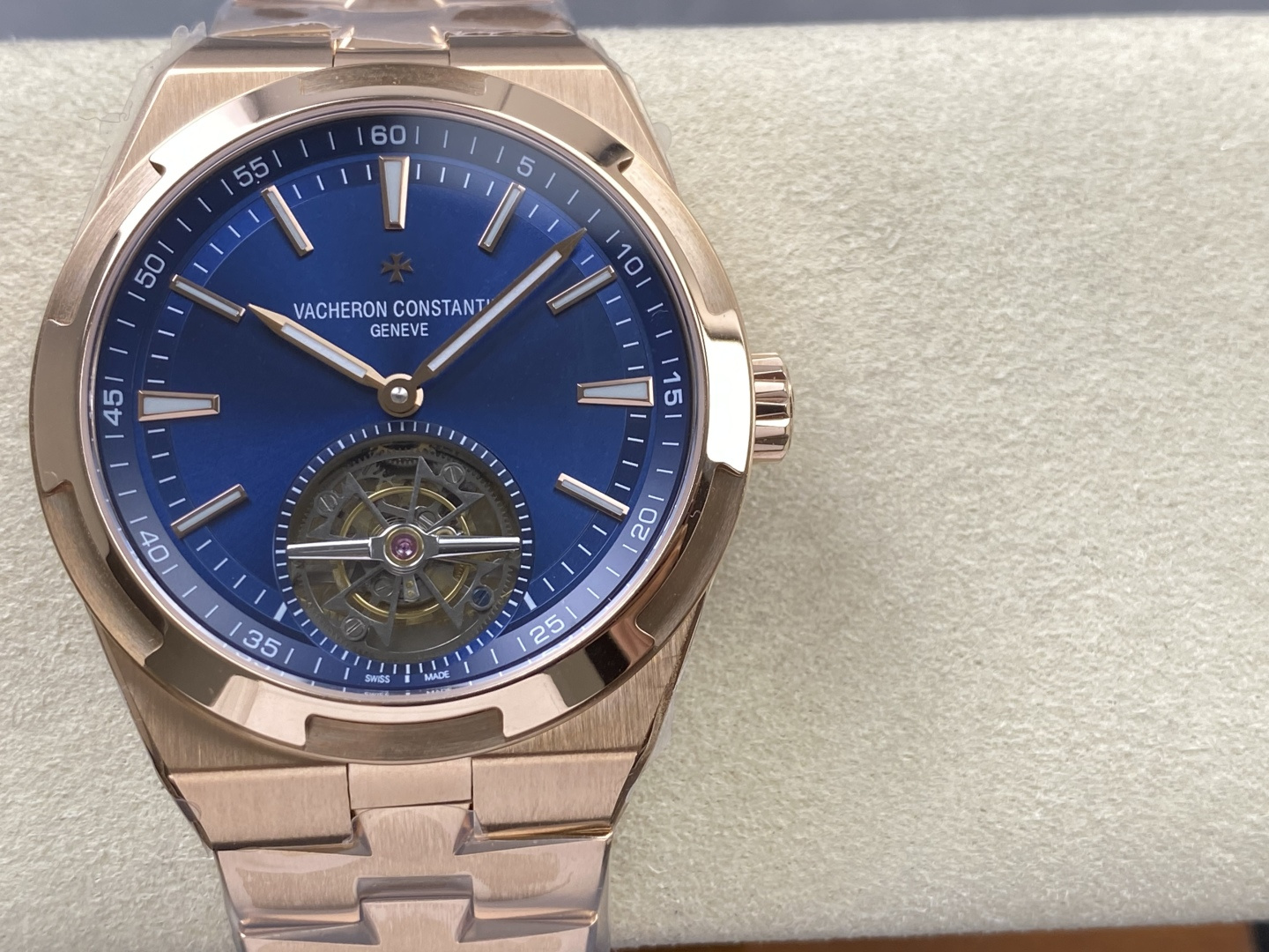 2665-9c9dfa44e8b0f194a8e470f5ec1ade277dd954ae4a679fdd0943f4f10c1c0b02 Vacheron Constantin Overseas Stainless steel Blue 42.5X13.5 mm Tourbillon Configuration 1DD77B 1:1 Superclone