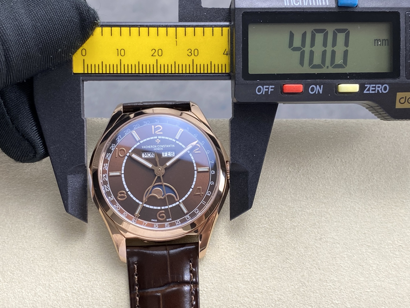 15817-476095862cfe04d01e133b474723de17a71cac0e1d7032a4b272dd55b6700282 Vacheron Constantin Fiftysix 4000E/000A-B548 Leather strap 1:1 Superclone
