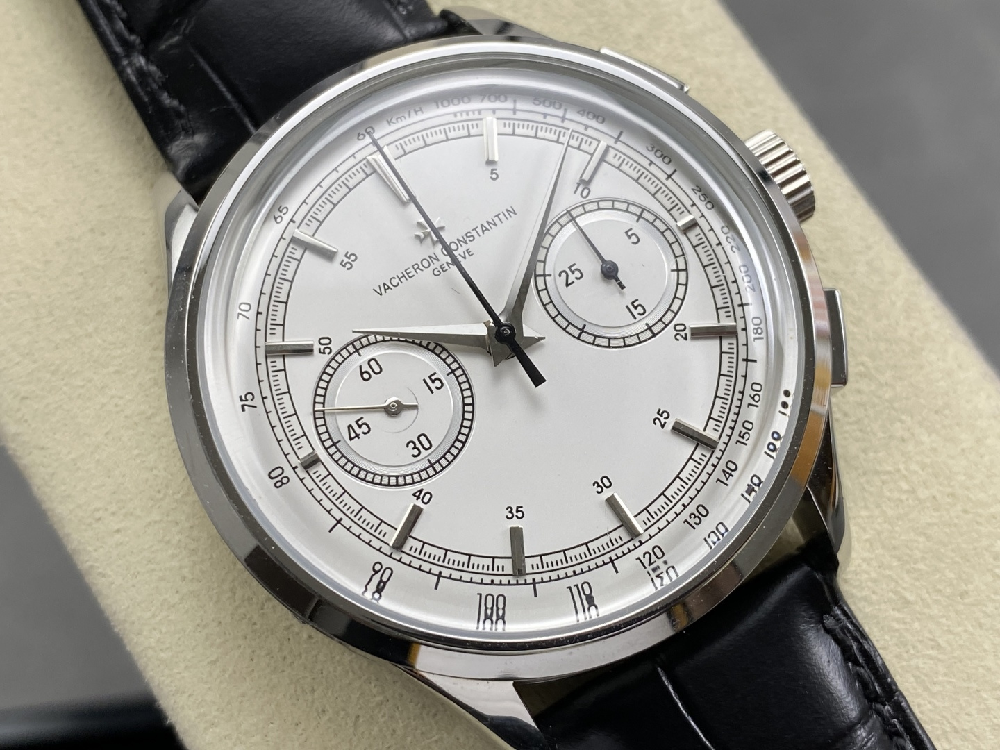306-432f28c72288c2346908100623ed9b231bac32a7e788de95ff58fb38581b1d5d Vacheron Constantin Traditionnelle Chronograph 1:1 Superclone — B6EE57