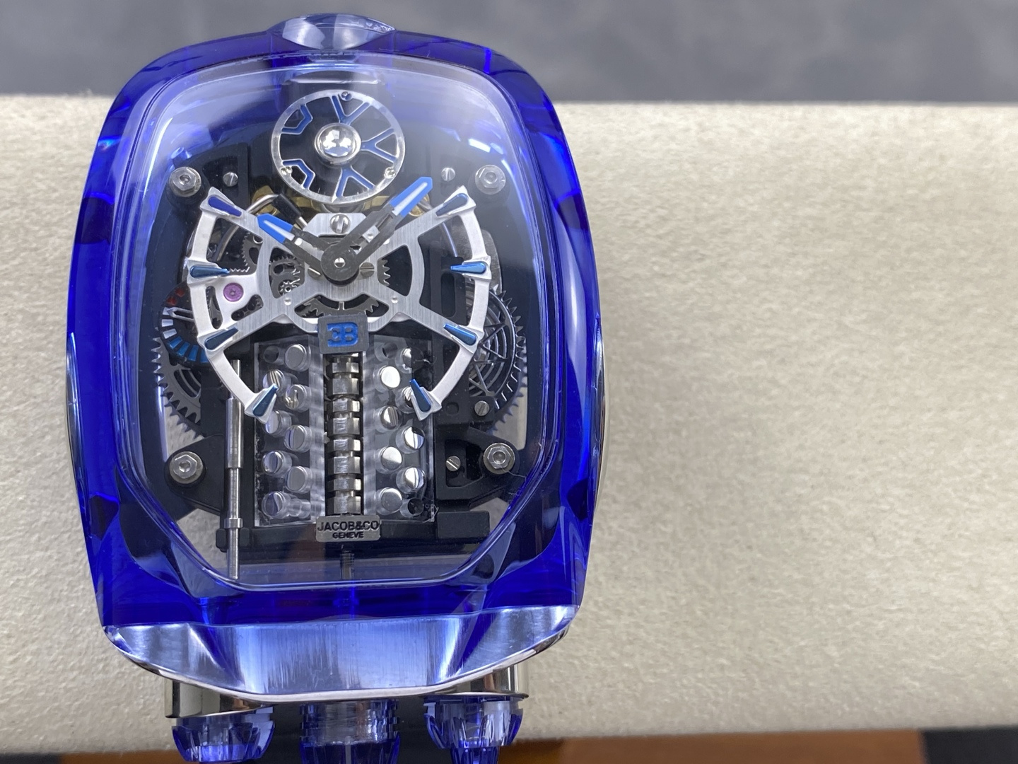 5284-99aa6bdc1acee5a37ba81fde5da2736e29f1a1f973059f62c9dc5ec17d9c4301 Jacob & Co. Bugatti Chiron Platinum Configuration B6FBD9 1:1 Superclone
