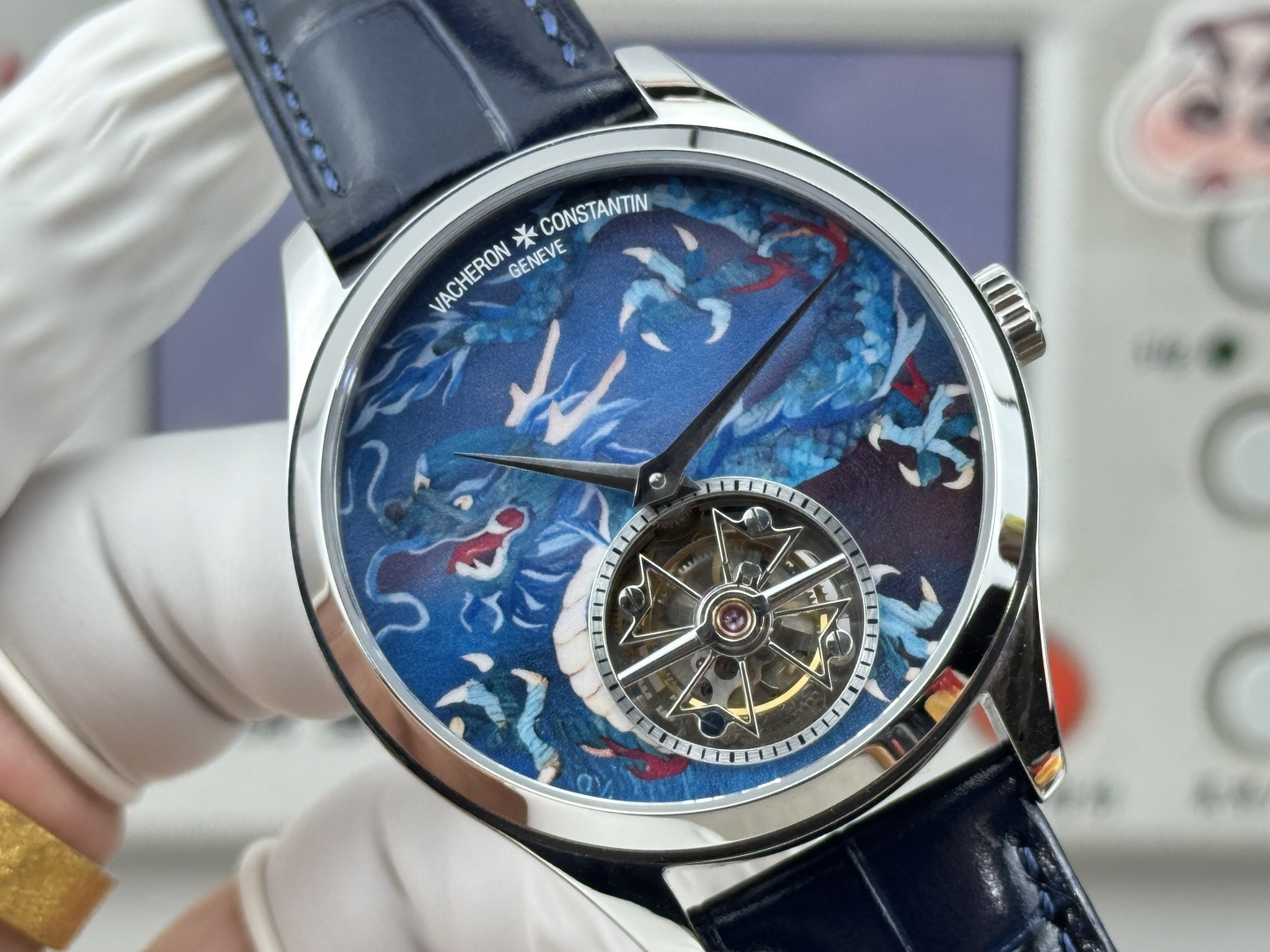 12232-fec05dd9210b6b56c27301393f889bc49176fced5c4f0af8c39f733699d9e178 Vacheron Constantin Overseas 42 mm Tourbillon Manual-wind ANT Factory Configuration A9C2B8 1:1 Superclone