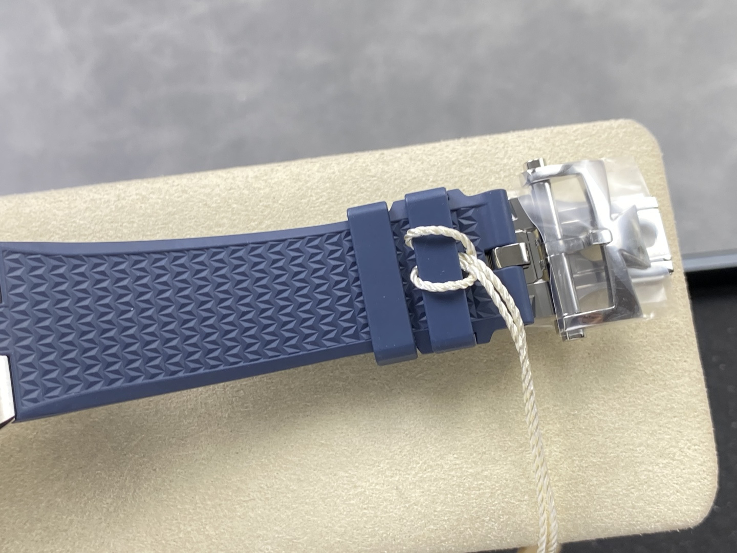2971-1411f7574b0d72a35b7ba0fe1c864a3aef4be1604a5e9ea3712d7701eb5147f1 Vacheron Constantin Overseas Stainless steel 41 mm Configuration 6A5D37 1:1 Superclone