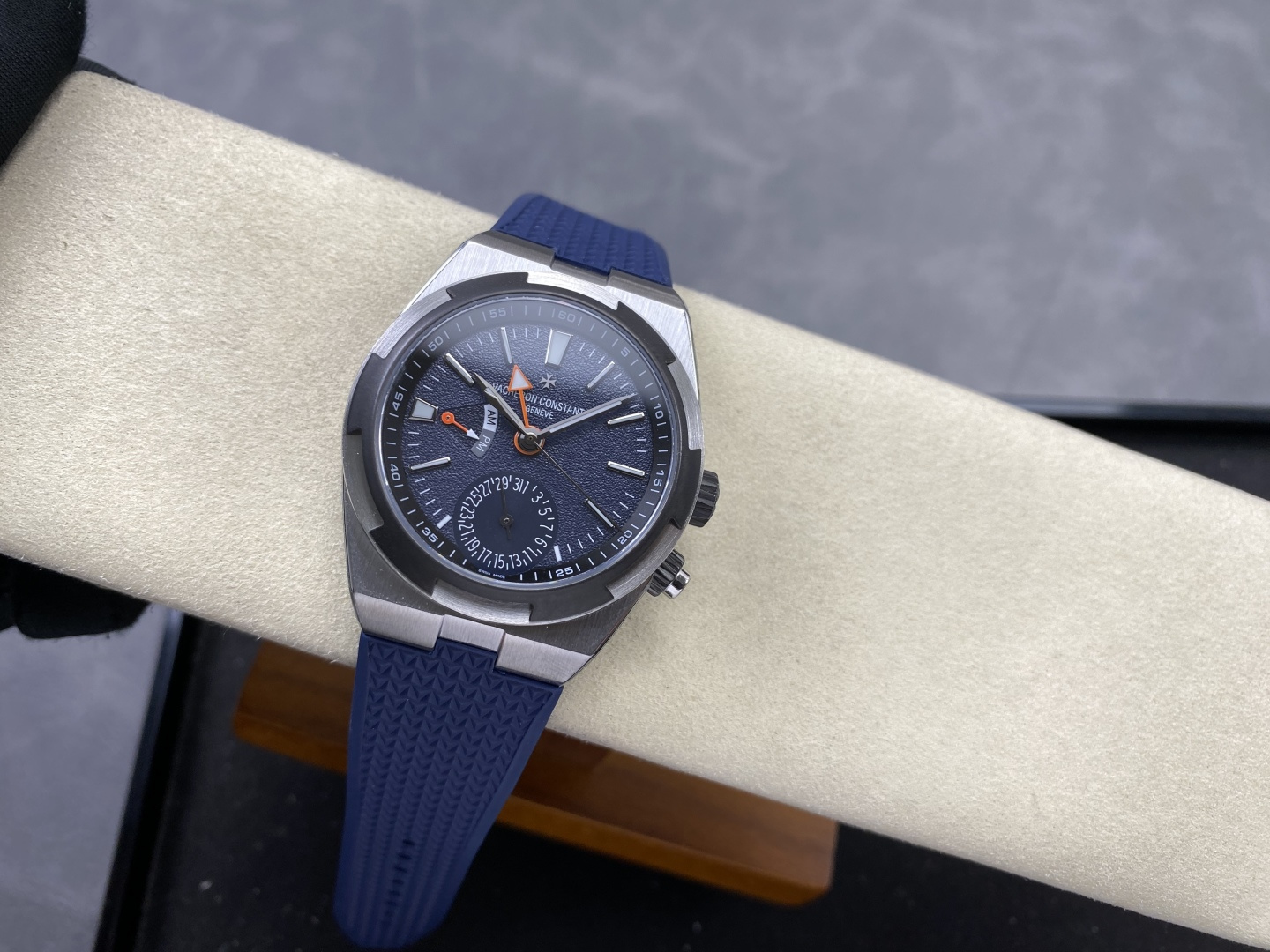 Vacheron Constantin Overseas 7920V/210A-B334 Stainless steel 41 mm GMT / dual time GR Factory Configuration DBC783 1:1 Superclone