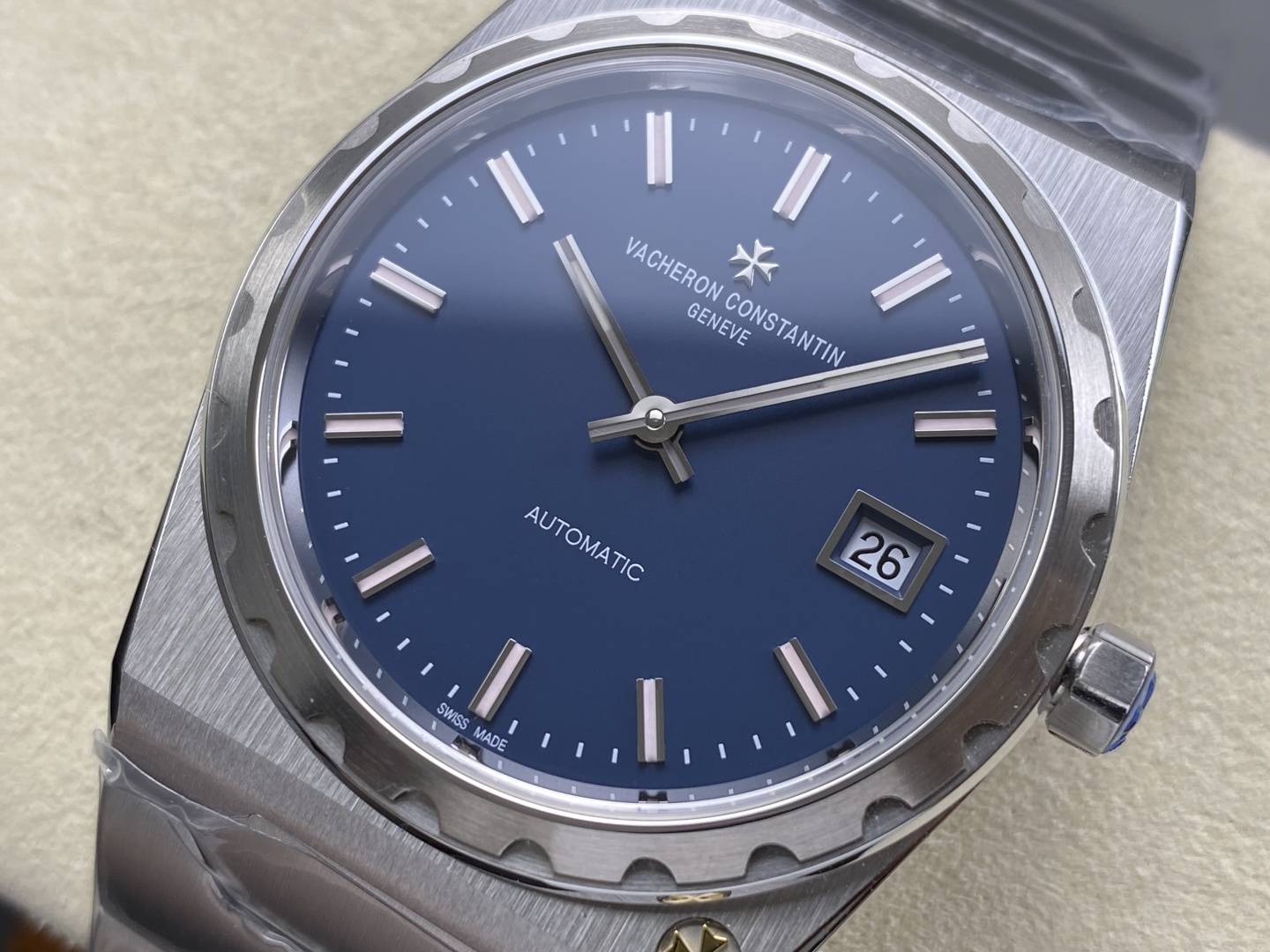 15210-beaad5cc4aba772d9ed1cd3a4e9088e6ca62b445bfb6bebcbff63bb39278b818 Vacheron Constantin Overseas 37 mm PPF Factory Configuration 145939 1:1 Superclone